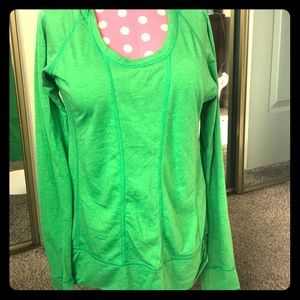 Avia Long Sleeve Green Performance Shirt Size MD